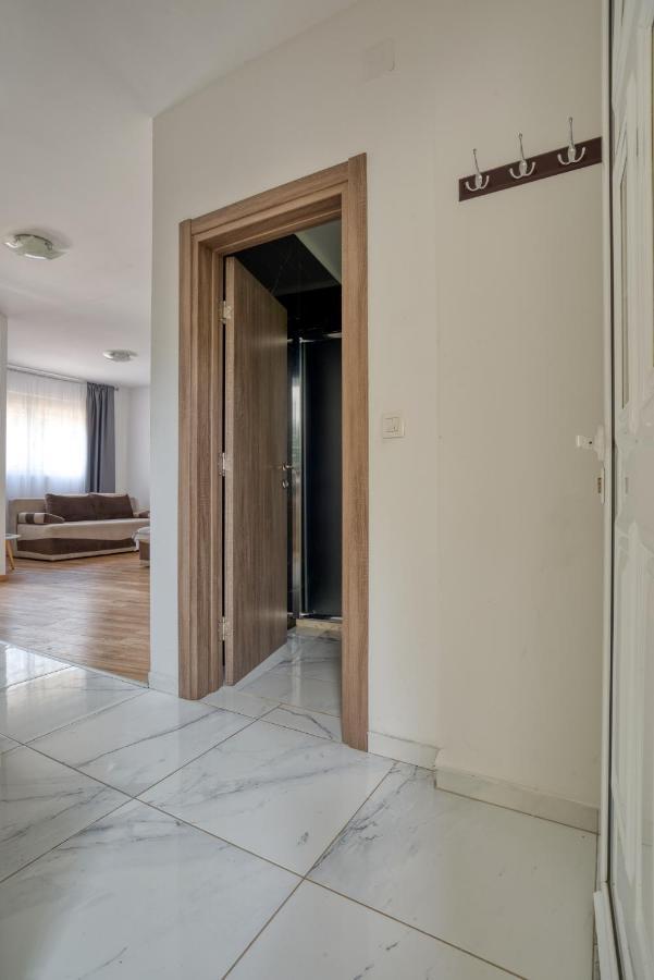 Apartmani Cukic Rafailovici บุดวา ภายนอก รูปภาพ