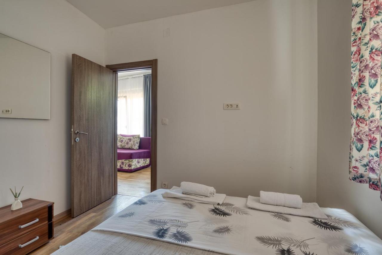 Apartmani Cukic Rafailovici บุดวา ภายนอก รูปภาพ