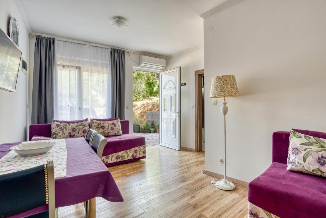 Apartmani Cukic Rafailovici บุดวา ภายนอก รูปภาพ